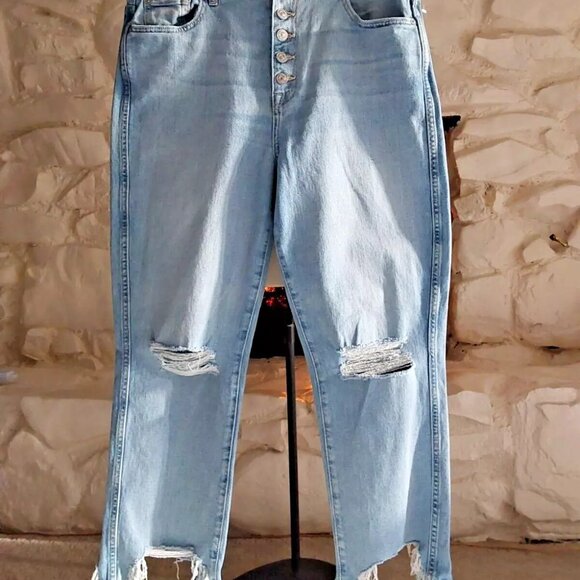 7 For All Mankind High Waist Cropped Straight Jeans in Blue Breeze, … - Picture 5 of 13